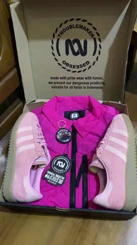 buckingham pink x bermuda glowpink #troublemaker #casualoutfits #adidasoriginals #gloriousluxe_ 