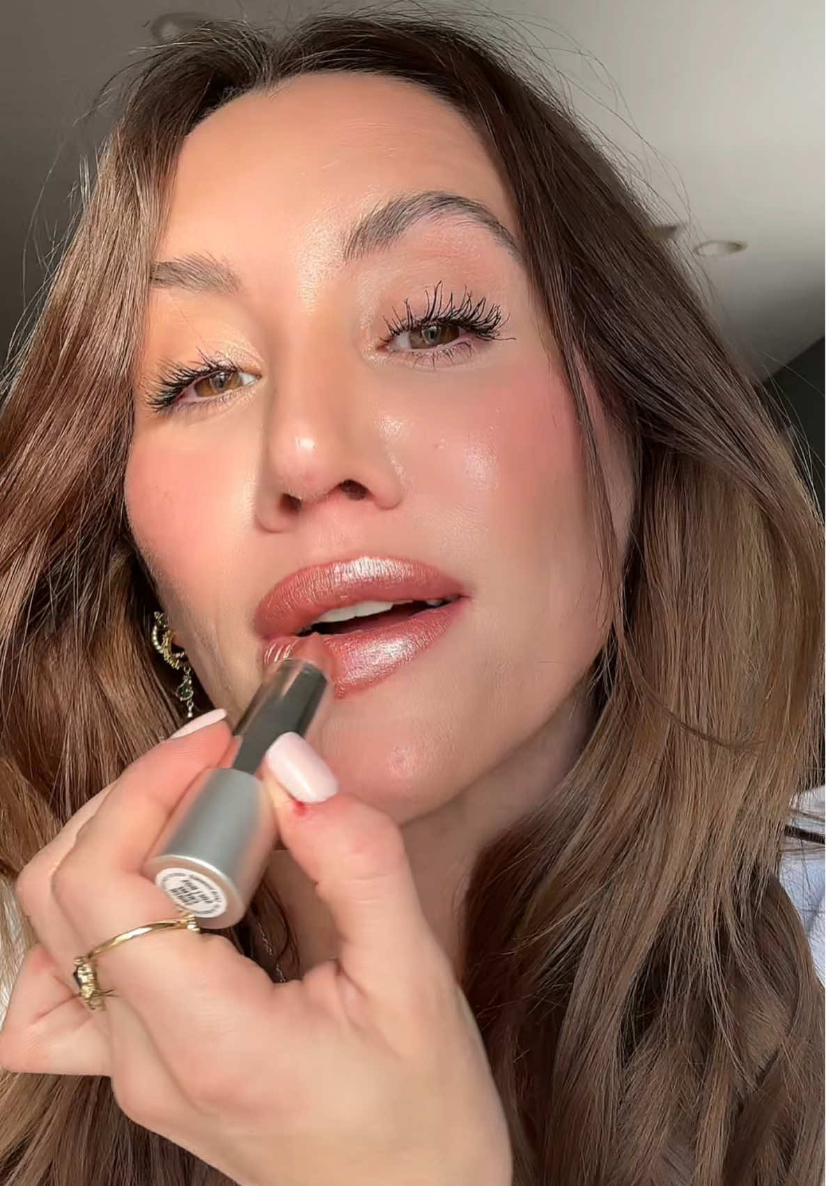 #lipstick #runwayrogue #metalliclipstick #frostymakeup #lippies @Runway Rogue 