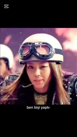 #jisoo #blackpink #keşfetteyizzz #jisoo_sooyaa #keşfetbeniöneçıkar 