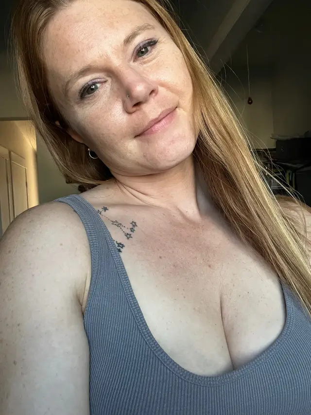 Red hair is my favorite. It’s my natural hair color and I love it. 🥰 