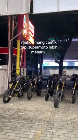 🗿🔥 #crf150l #supermoto #crfganteng #motornyiprat #fypp 