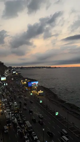Keep calm and breathe                             #بحر_اسكندريه #explore #sunset #amrdiab #فات_قد_اي_ولا_يوم_قدرت_انساك 