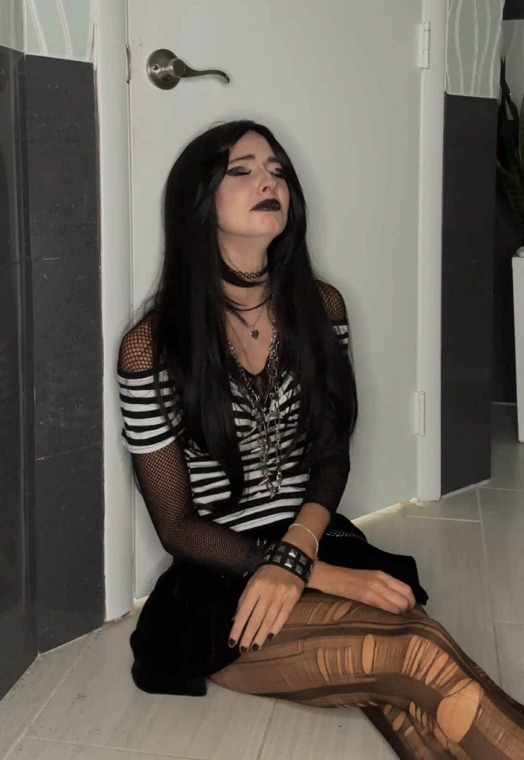 I wish people treated like I’m human. I can’t deal with all the hate anymore :( 🖤 #fyp #jade #nataliereynolds 