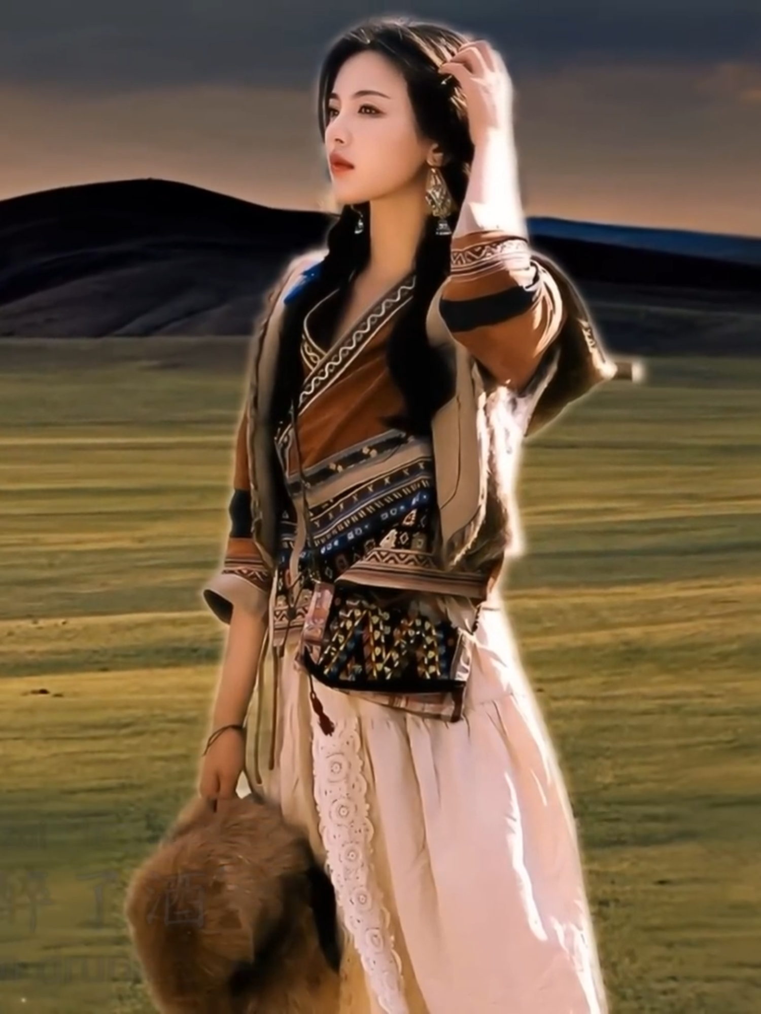 烏蘭巴托的夜  洋瀾一 乌兰巴托的夜Ulaanbaatar at night _烏蘭巴托的夜 那麼靜 那麼靜 歌兒輕輕唱 風兒輕輕吹_動態歌詞 Pinyin Lyrics_Eng.Sub.  #เพลงจีนฮิตในtiktok #เพลงฮิตtiktok #เต็มเพลง #เพลงเพราะ #เพลงจีน #เพลงจีนเพราะๆ #เพลงจีนแปลไทย #shorts #storytime #lyricsvideo #lyrics #cover #music #musicchina #chinesemusic #songs #fullsong #chinese #simplusth #2025