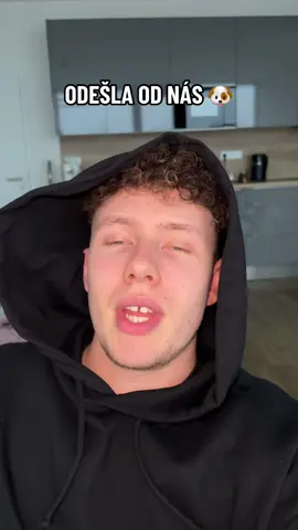 Taky je dnes u vás mlha? 👀  FOOTSHOP SLEVA 🚧 svarcikovi15 = -15% nezlevněné svarcikovi10 = -10% NA VŠE 🎁 *spolupracujeme 