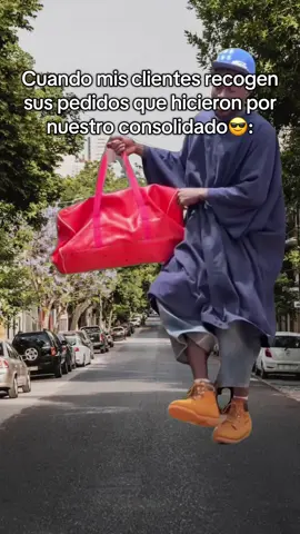 Así de contentos siempre😂 Consultar nuestro catálogo mayorista al +51 956 961 581. ⚠️ PRECIO MAYORISTA DESDE LA UNIDAD #consolidado #eeuu #perfumesimportados  #MemeCut #Meme