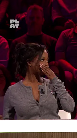 En nu in Club De Slimste Mens ter Wereld. Straf. #dsmtw #DaanAlferink #JenniferHeylen #ErikVanLooy #Club #Leugen