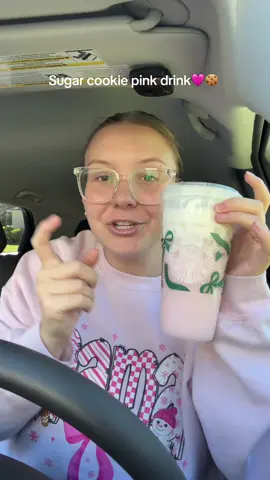 Obsessed 🤭 #starbucksdrinks #starbucksholidaydrinks #pinkdrink #starbucksorder #sugarcookie 