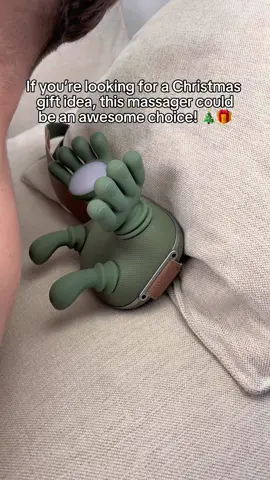 It’s like having my own personal masseur at home!🤩#massager #backpain #relax #massagemachine #neckmassager  I love using this electric massage after work — it really helps me relax my back and shoulders, feels like a real massage at home