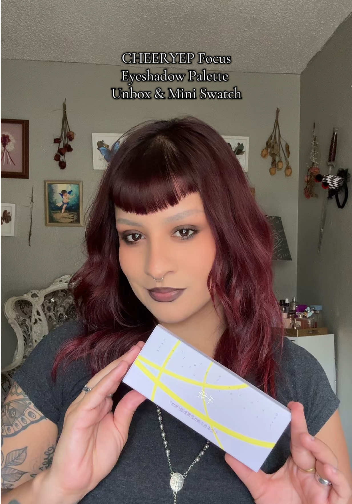 A glam goths dream palette this is honestly one of the prettiest palettes I have ever seen!!! Obsessed is an understatement.  @CbeautyMall  #cbeautymall #altmakeup #makeuptutorial #makeupinspo 