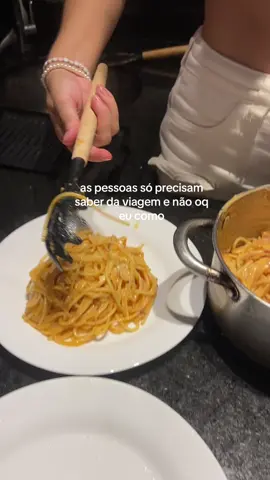 macarrão com salsicha supremacy>>>>>>