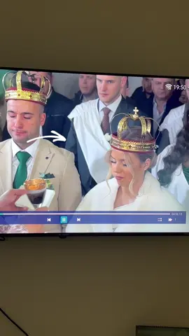 Samo ja mogu pokvariti ozbiljnu scenu u sekundi 😅❤️🎥 #OhNo #wedding #weddingday #funnyvideos #funnyweddingmoments  