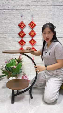 Bàn decor 2 tầng #emhoaigiadung #bancafe #bancafe2tang #viralvideo #xuhuong 