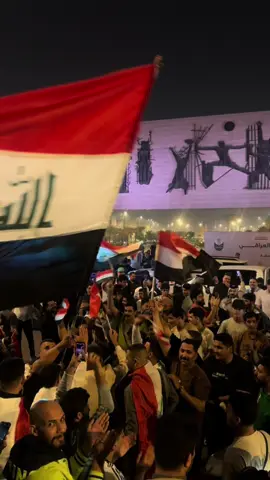 احتفالات الشعب بفوز محبوب الشعب  بعد اكتساح الانتخابات البرلمانية #رئيس_الوزراء_محمد_شياع_السوداني #رئاسة_الوزراء #العراق_اولاً 