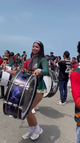 anahi #paratiiiiiiiiiiiiiiiiiiiiiiiiiiiiiii #bastoneras #anahi 