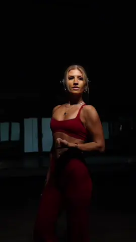 Full upper body day to sculpt the back and shoulders🤌🏽 #upperbodyworkouts #workoutroutine #gym #fitnesstips #healthylifestyle 