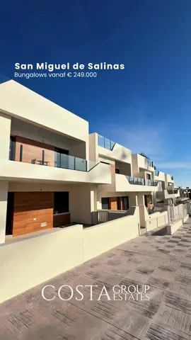 Collega Naomi neemt je mee op bezichtigingstrip, van sfeervolle bungalows tot moderne appartementen. Boek nu ook je bezichtigingstrip 📧 info@costagroupestates.com 📲 +34 650 734 580 REF NB-27543: Link in bio! #nieuwbouw #sanmigueldesalinas #costablanca #vastgoedspanje #bungalow #appartement #investereninspanje #costagroupestates @nc_estates