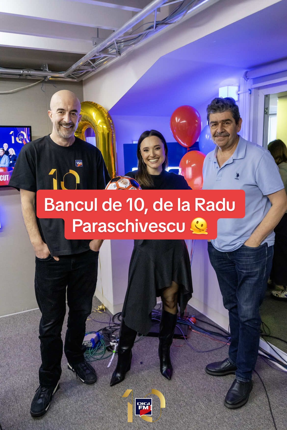 Doamnelor și domnilor, bancul de 10, de la Radu Paraschivescu 💁🏻‍♂️🤭 #digifm10 #newsicradio #entertainment #celebrity #showbiz 
