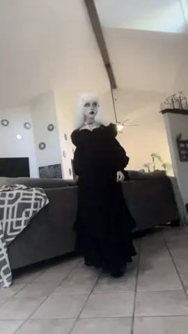 🎭 #fyp #dress #gothic #blackfriday #cosplay 