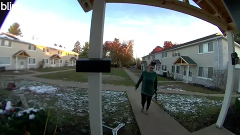 @Tabby Kidd #neighbors #doorbell #jokes 