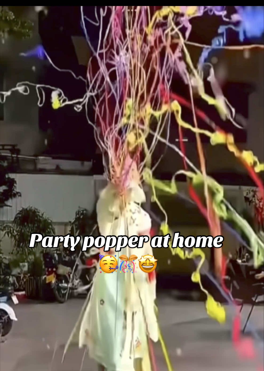 DIY Party Popper You Must Try at Home 🥳🎊🤩  🎉 Perfect for New Year, birthday parties, or any fun celebration. Easy to make at home and super satisfying to use. If you enjoyed this video, don’t forget to like, follow, and subscribe for more fun DIYs!✨  #DIY #newyear #creative #paper #fyp 