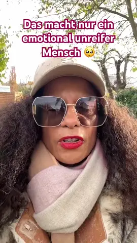 So etwas macht nur ein emotional unreifer Mensch! 🥺#desorganisierterbindungsstil #vermeidenderbindungsstil #ängstlicherbindungsstil #beziehungscoaching #bindungsangst 