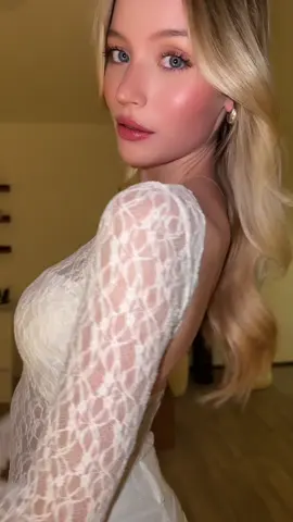 🤍 #fyp #outfitinspo #fashiontiktok 