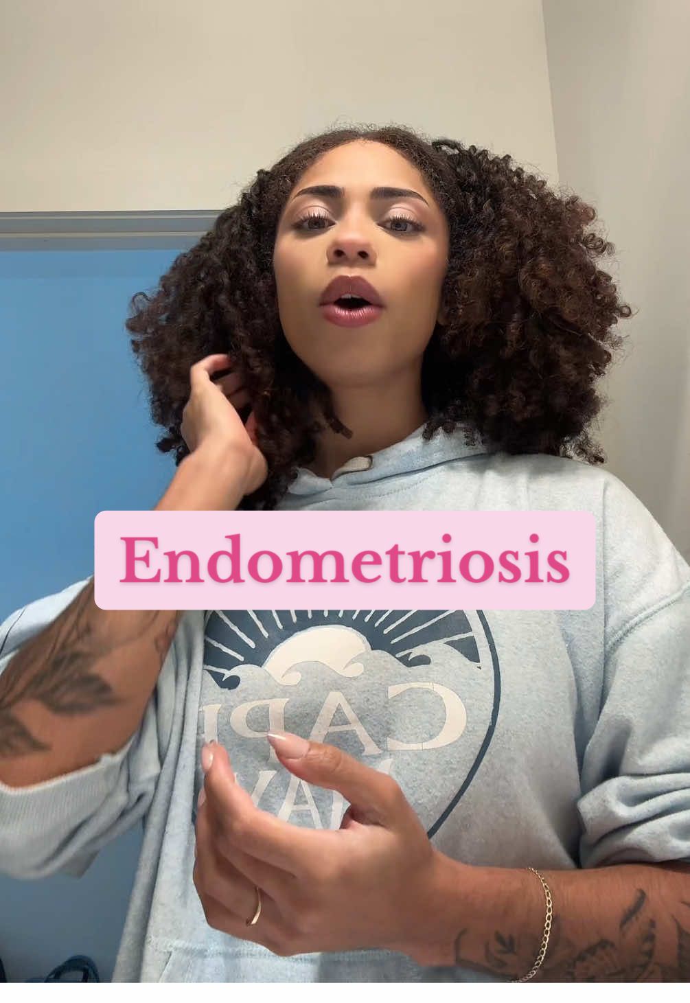 A bit of a vulnerable post but this was fun ♥️ People with uterus’s take an average of 10 years from the start of symptoms to be diagnosed with endo. Speak with your provider if you’re experiencing anything similar to this ✨♥️ LUV U!!  #endometriosis #endometriosisawareness #womenshealth (<- simply added for the sake of getting the word out there, women aren’t the only people who can have endo. Anyone with a uterus could have endo.) #health 