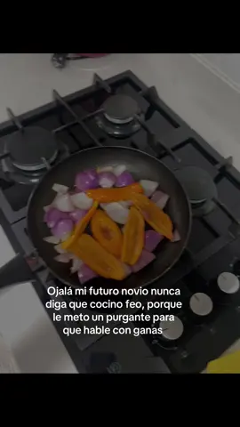 Se me quema el huevo feito #fyp #fouryou #paraty #cocina #novio 