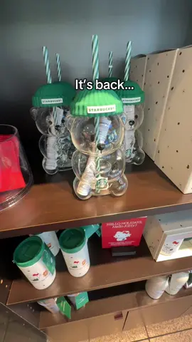 The Holiday Cup. #starbucks #bearcup #starbucksbarista #holidayseason🎄 