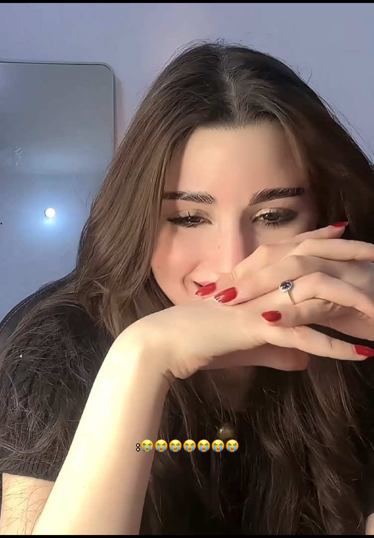 هي ليش كذا صريحه!😭@صابرين 😭 #صابرين #fyp #اكسبلورexplore 