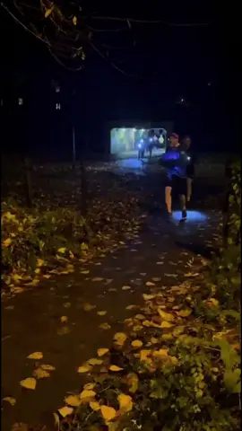 Wednesday Paced Run, loop backs keep us together, cheers bring us home 🏁 #drr #runningclub #DaventryRoadRunners #RunTogether #MidweekMiles 