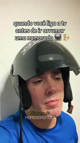 O personal é vítima do vinijr ?  . . . #humorinteligente #comediahumor #zueiraehumor #motoboydadepressao 