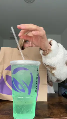 Trying @tacobell NEW Flamin’ Hot Cheese Burrito!! #tacobell #mukbang #mukbangasmr #burrito #mukbangs 