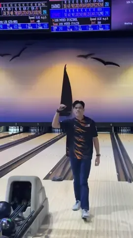 Tapak tercabut bukan halangan untuk Boom 🎳 padu zerrol 🙏🏻👍🏻 #bowling #fypage #fyp #repost 