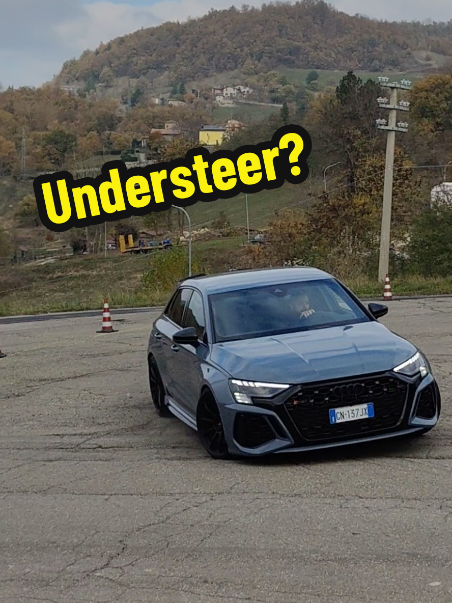 Audi RS3 on fire 💥 #gimkana #audirs3 📍 Castel d'Aiano Mountain Meeting 2025 #carrozzeriatondi #casteldaiano #understeer 