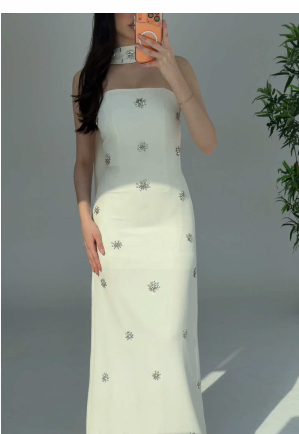 بنات تحسون الفستان يناسب حفلة عقد قران؟ 🥹🤍رقم الفستان(192880) #BARLLINA #بارلينا #فساتين #فساتين_سهره 