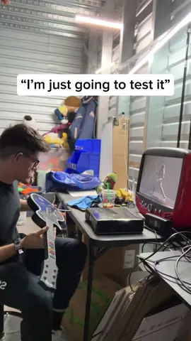 Anyone else relate?😂 #reseller #ebayseller #guitarhero 