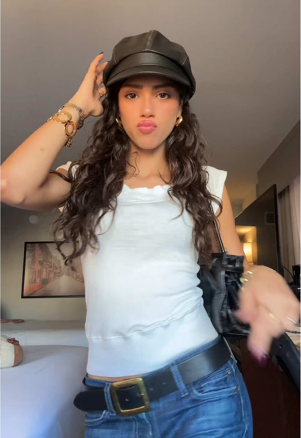 who hurt u? not me…🤭