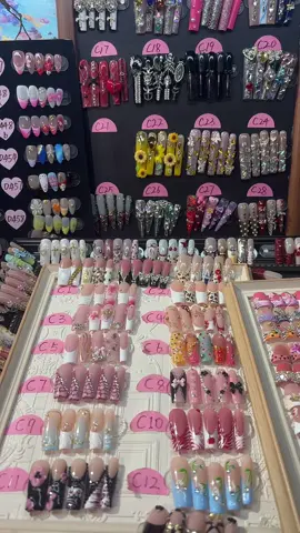 Come to my live room to get such shining shining, beautiful hand press on nails#Nailholic #nails #nailsdesign #handmadepressonnails #nailart 