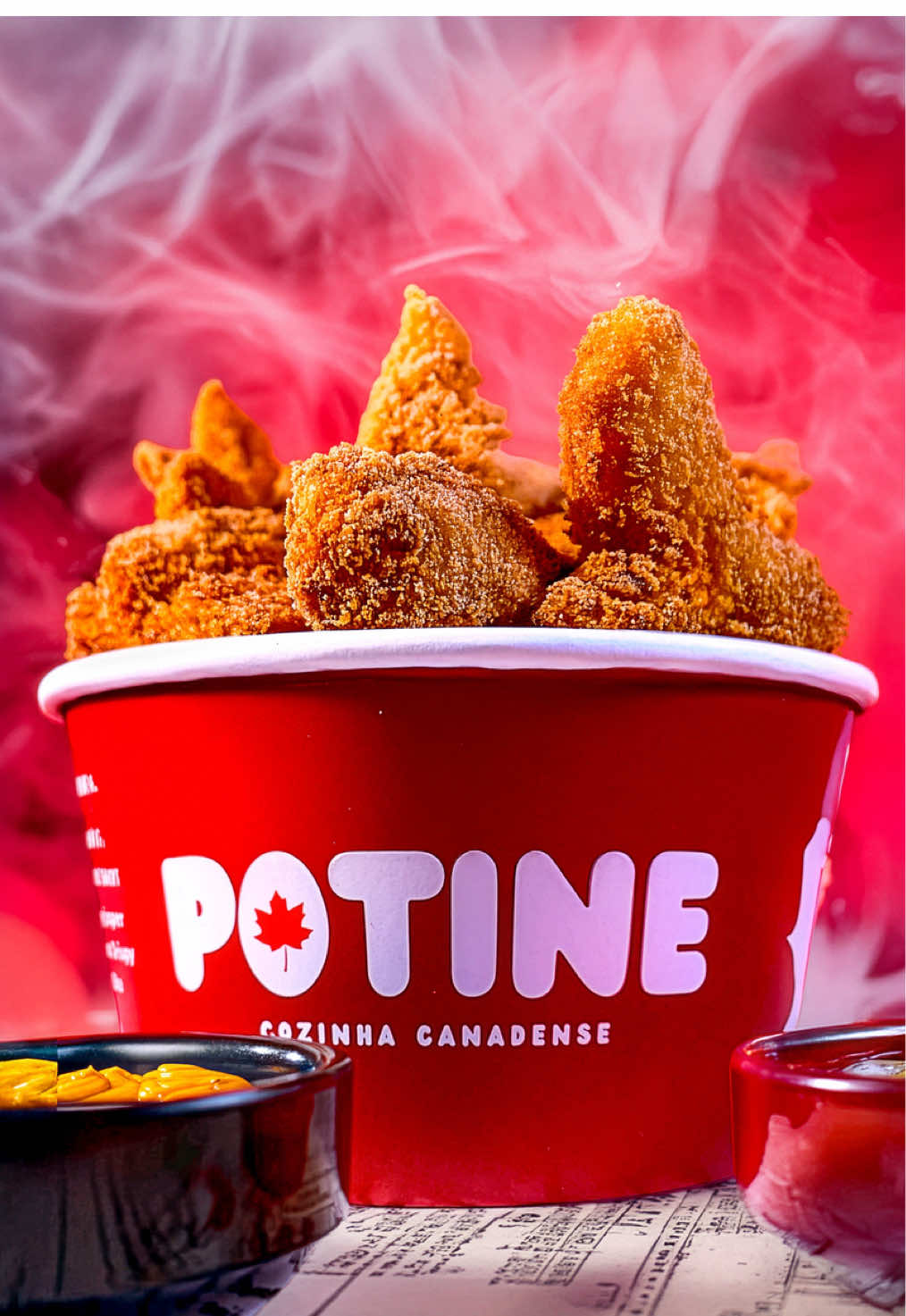 E foi assim que fizemos esse hideo de Frango Frito Empanado… jogando tudo na mesa sem dó! Mas o resultado você tem q conco que ficou lindo. #frangofrito #frangoempanado #frangoamilanesa #frangofritocrocante #videodecomida 