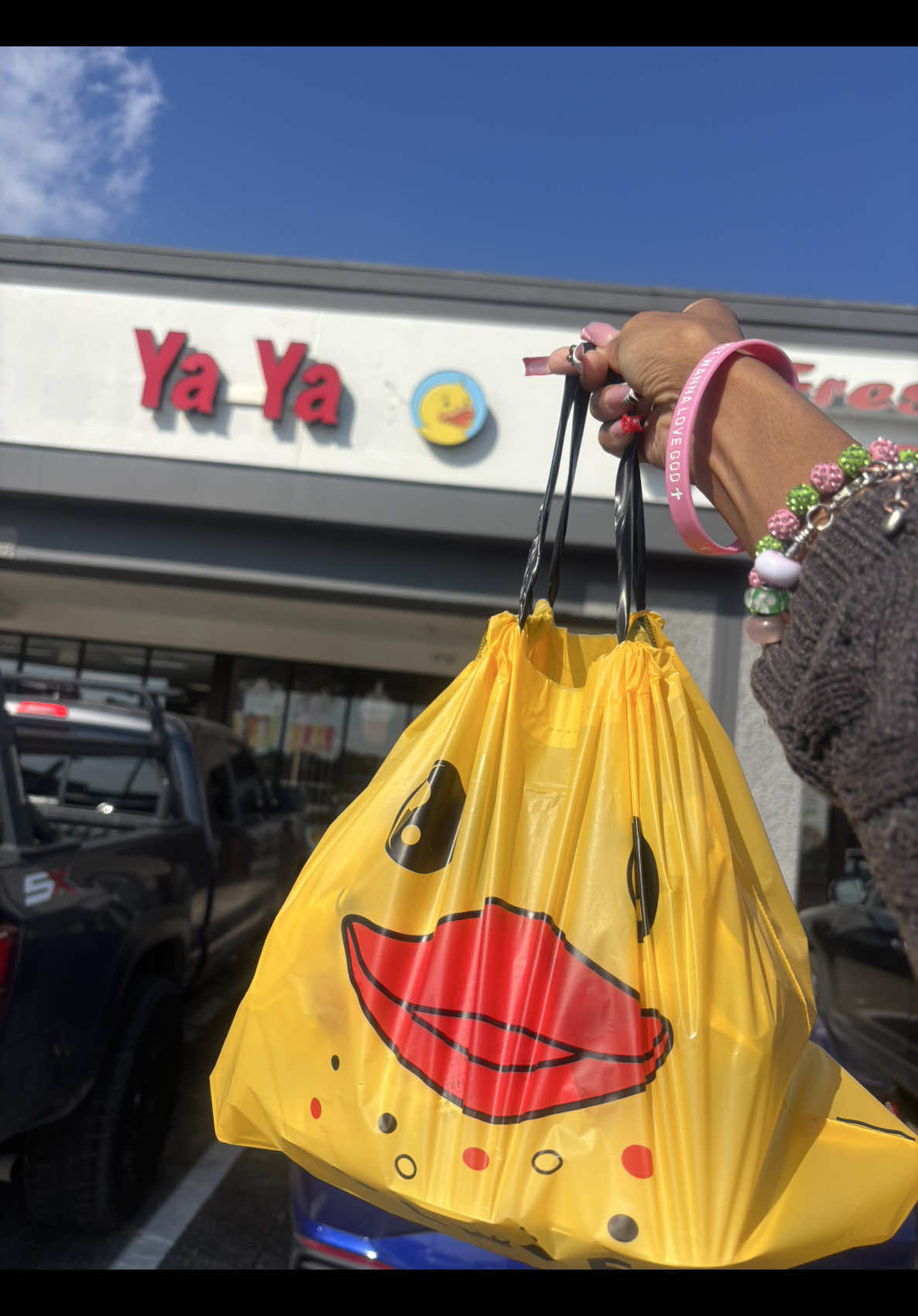 Chaotic food review with my girl! Yaya Rice Box was 10/10 for sure @yaya @Mustard Food App #fyp #foodreview #chaoticenergy #houtstonfoodie #CapCut  