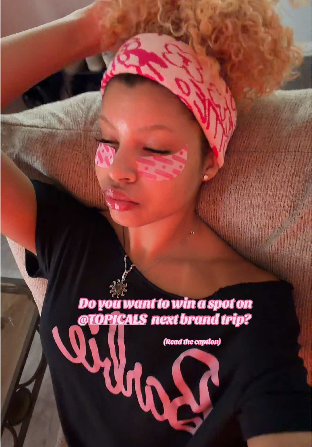 Until November 13th (tomorrow), anyone who takes a photo in their eye masks and tags Topicals on stories using hashtag #FadedFridays will be entered for a chance to win a spot on their next brand trip!!! #brandtrip 