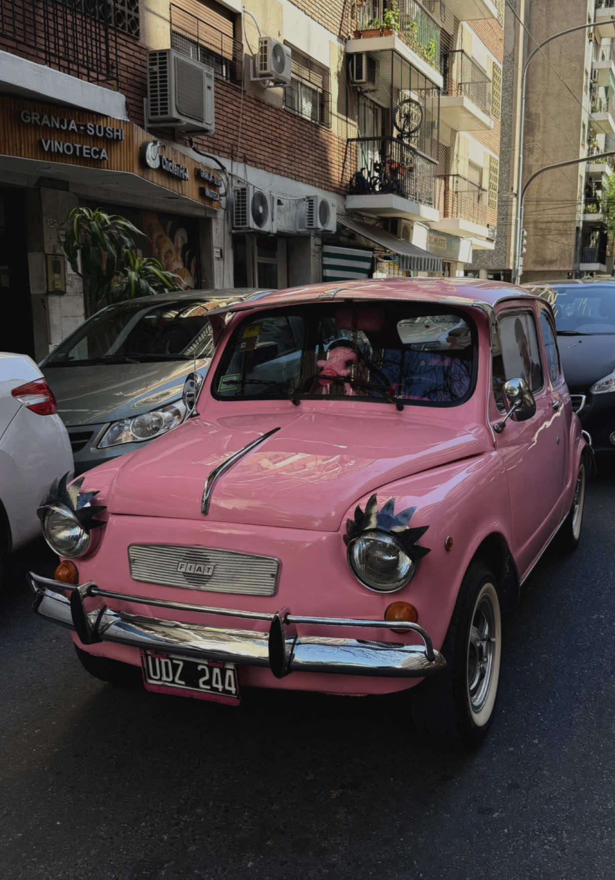 Cuando uso la pantera Rosa de mi vieja 🤣 @PanteraRosa_600  #fiat #auto #fiat600 #paratiiiiiiiiiiiiiiiiiiiiiiiiiiiiiii #panterarosa 