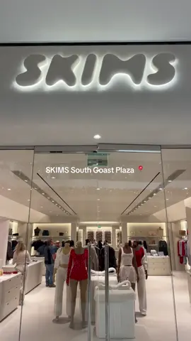 SKIMS South Coast Plaza 📍 3333 Bristol St. Suite 1824 Costa Mesa, CA 92626
