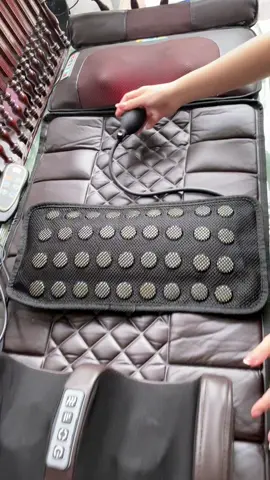 Đệm mát xa chính hãng giá rẻ cho các bác làm giảm tình trạng đau mỏi thư giãn tại nhà #demmassagetoanthan #ghemassagechinhhang #massage #maymatxacovaigay #massagechan 