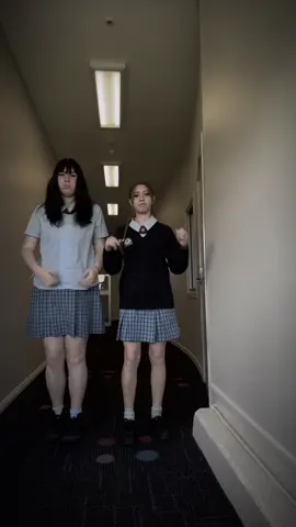 ClOcK StRiKEs TwElvE 👹👻