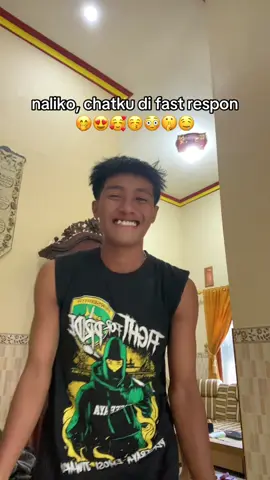 lak ngene kan makin cinta 🤭😚