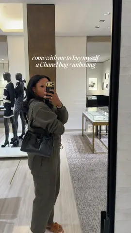 first bag bought in store* , does anyone else ever feel like they can’t splurge on themselves ?? #fyp #chanel #unboxing #newbag #luxury  