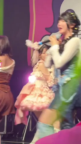 生誕こまりん！💞 全方向にたくさんレスしててほんとしごでききゃわアイドルすぎ😭😭💞 #ふぁぼみー  #中本こまり #favme  @こまりん(中本こまり) 